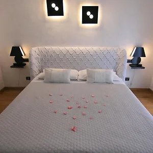 https://experience-design-bedshow.italymilanhotels.net